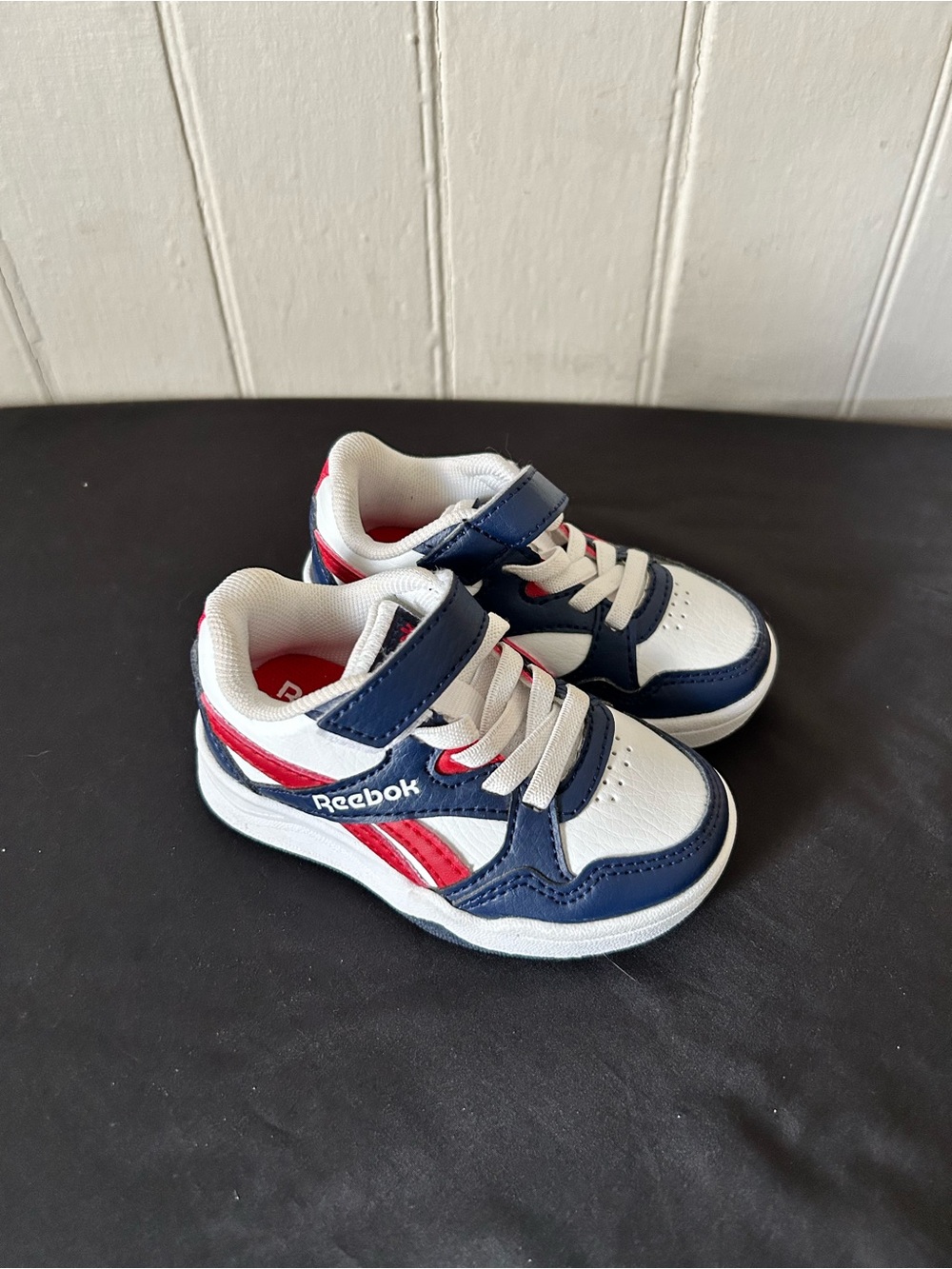 Reebok Road Supreme 2.0 Toddler Sneakers/Size 5/ Navy/Red/White/NWOT